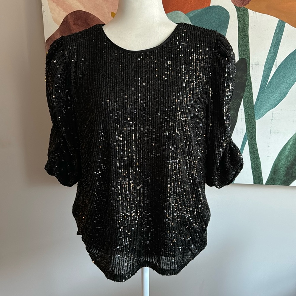 🖤 Black Sequin Vince Camuto Blouse 🖤